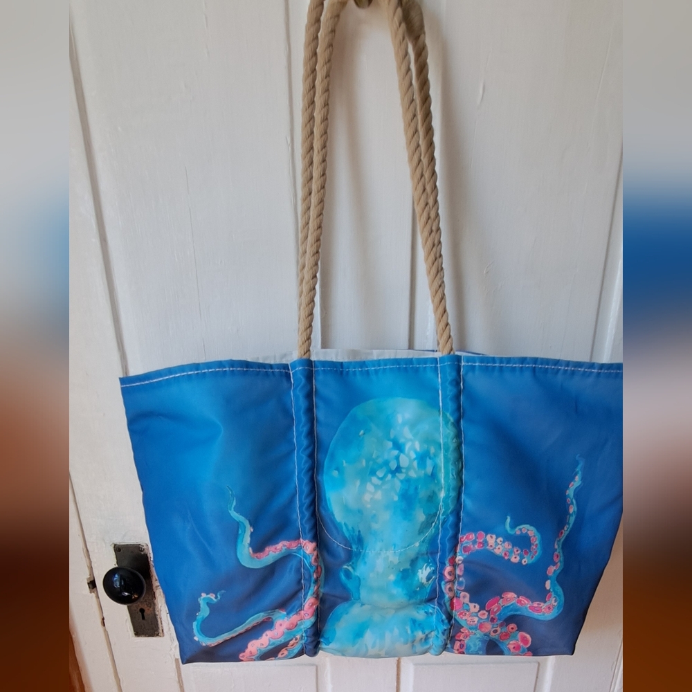 Blue Octopus Print Tote Bag